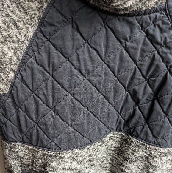 Abercrombie & Fitch Asymmetrical Snap Up Fleece - Picture 5 of 6